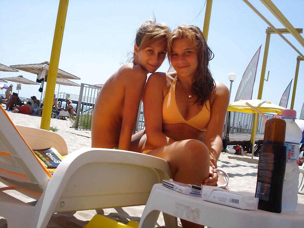 25P The beach 190