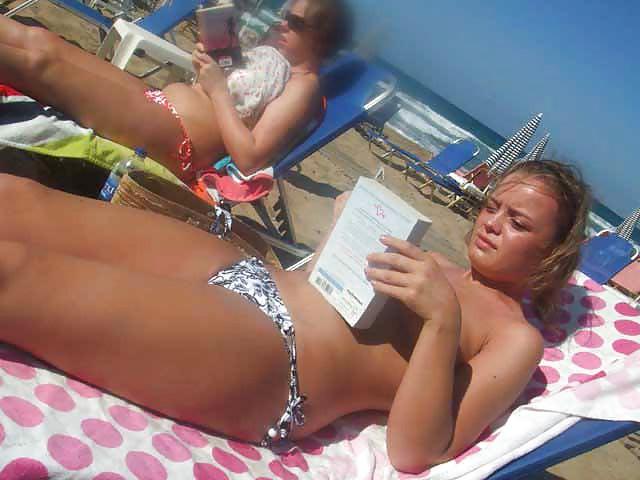 25P The beach 190