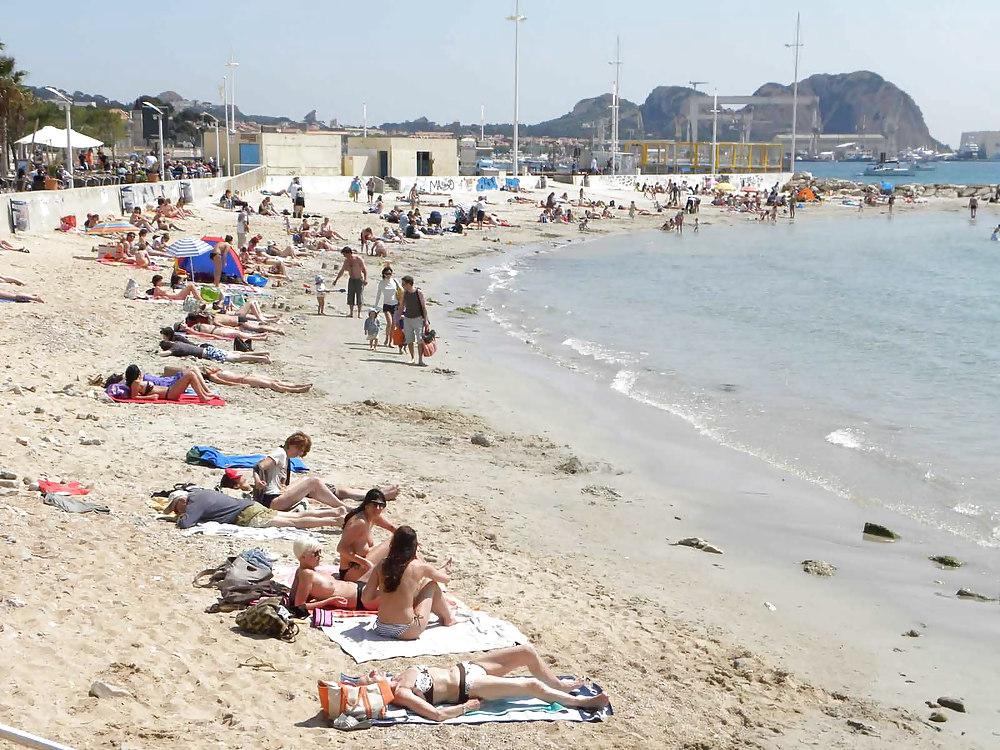 25P The beach 89