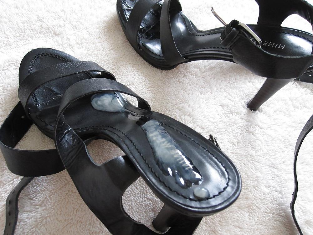 12P Nine West Leather Sandals
