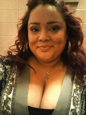 17P Bbw milf latina in heels