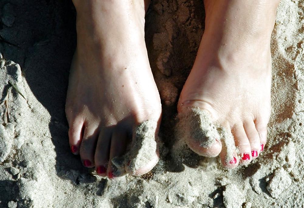 25P Feet no nylon 1 (by tm)