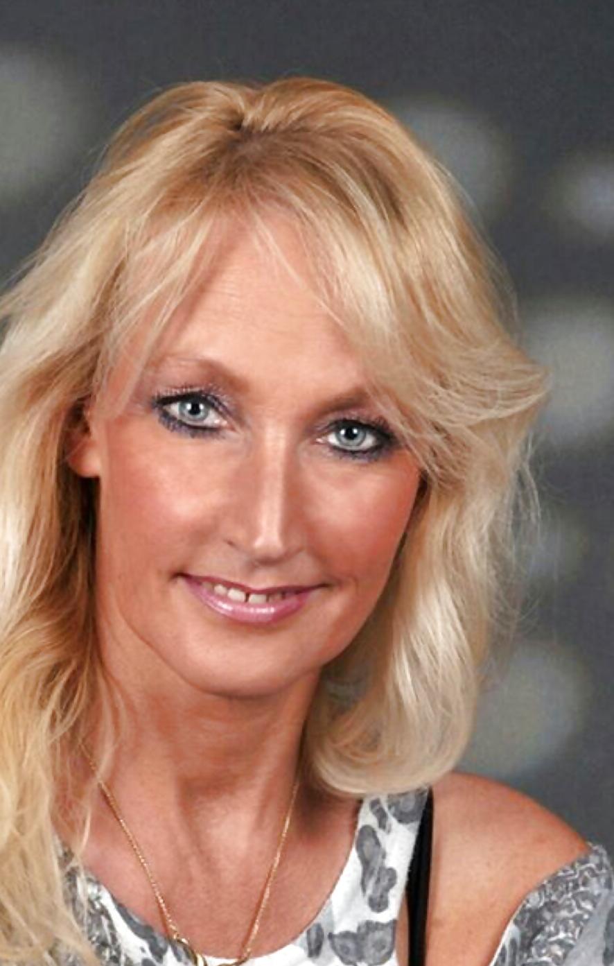 6P Old Angelika loves young