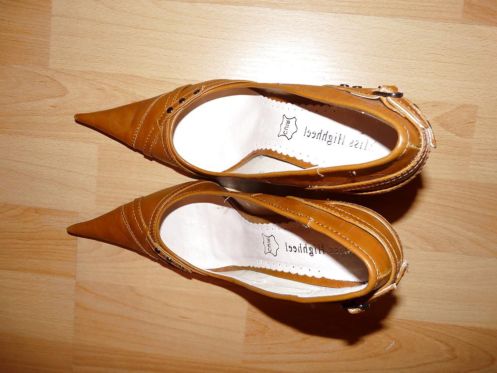16P Wifes mega pointed shoe heels nylon pantyhose