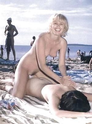 20P Naked beach 35.