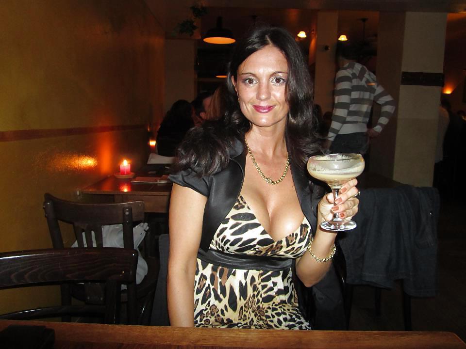 25P Slovenian woman: natalija