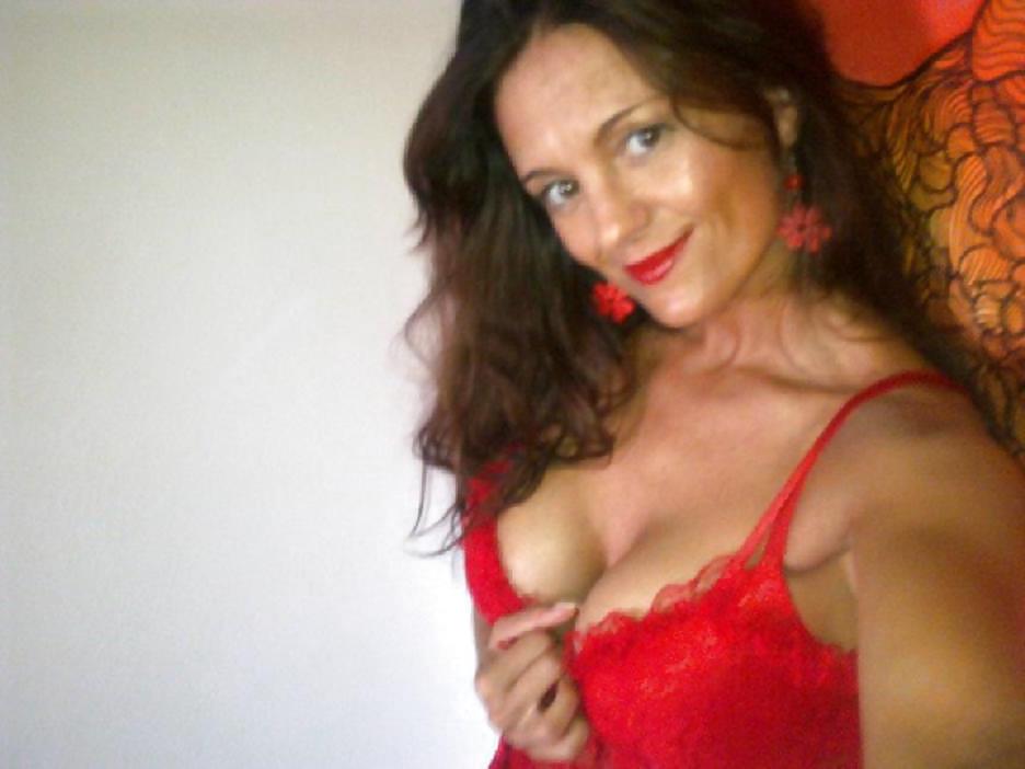 25P Slovenian woman: natalija