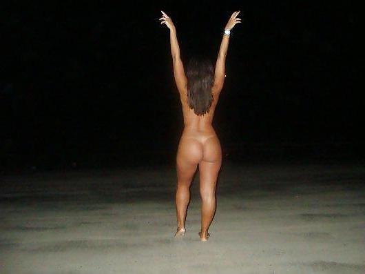 16P Married slut on the beach