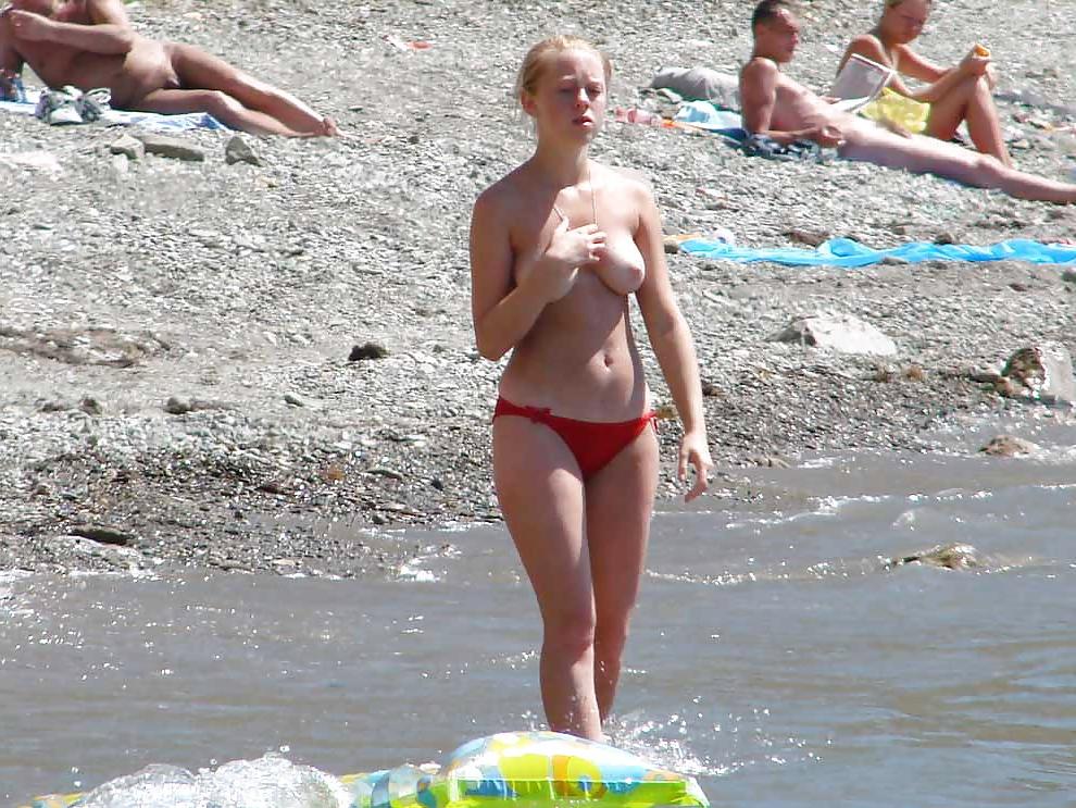 25P The beach 168