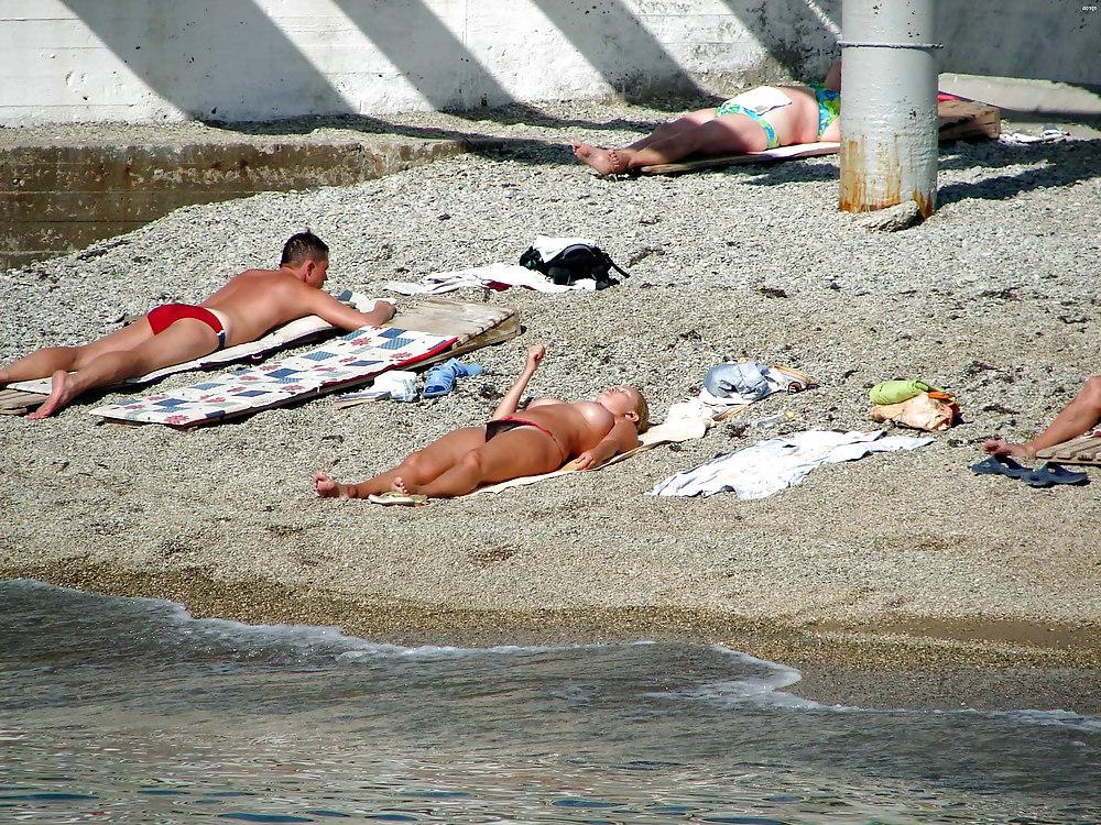 25P The beach 168