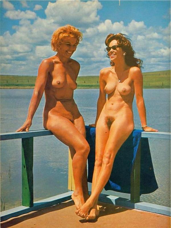20P Naked beach 36.