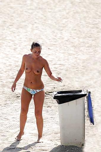 25P The beach 192