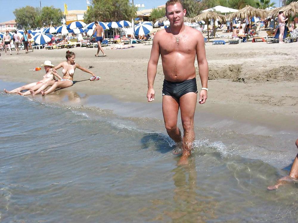 25P The beach 192