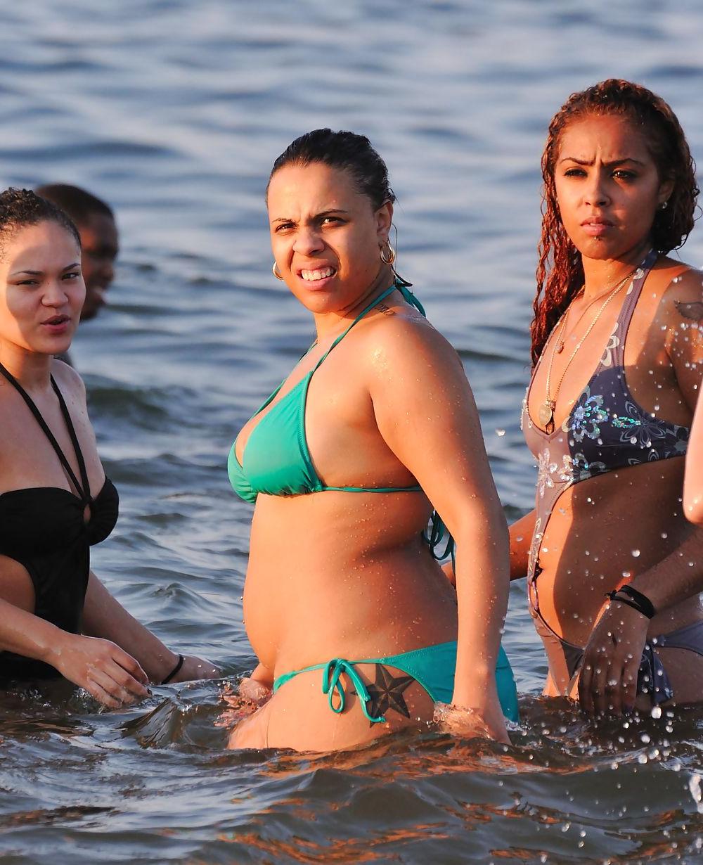 12P Nice ghetto girls on the beach