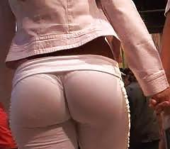 24P Why I love yoga pants