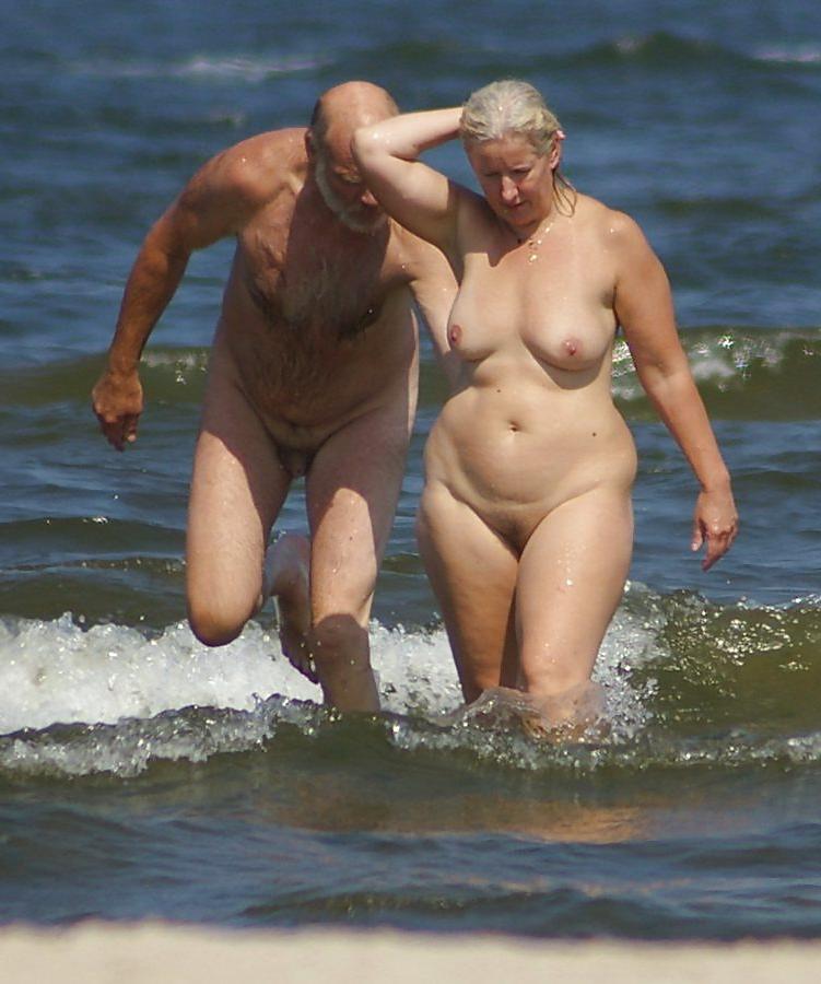 23P Mature on the beach