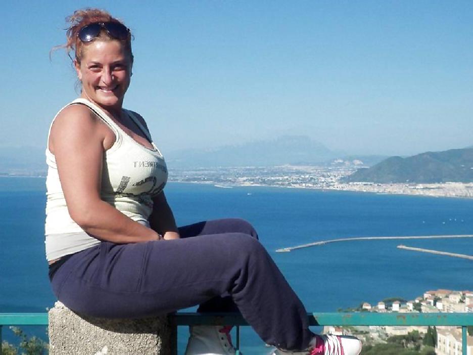 25P Italian milf: Lucia