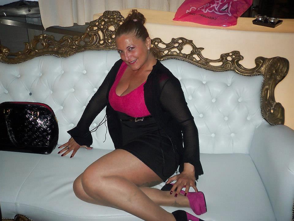 25P Italian milf: Lucia