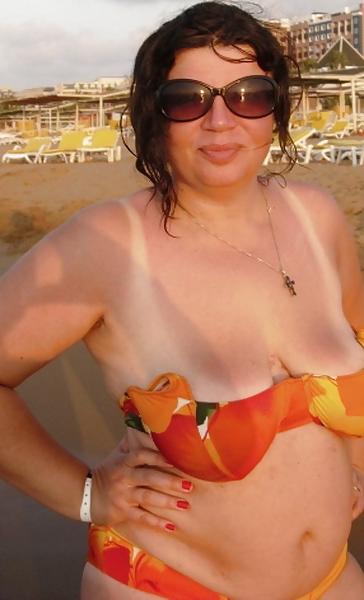 12P Amateur mature hairy!