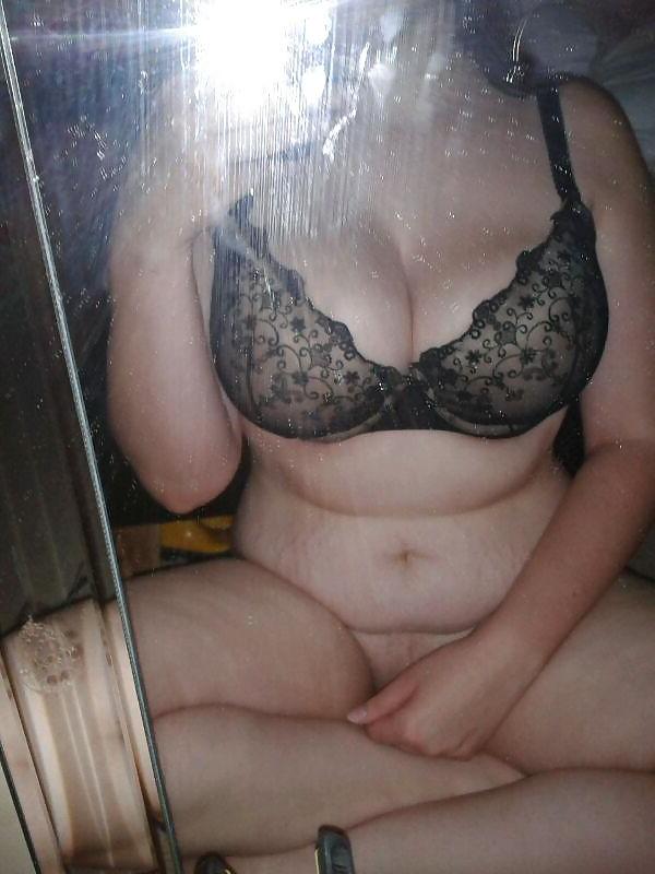 24P Sexy scottish babe