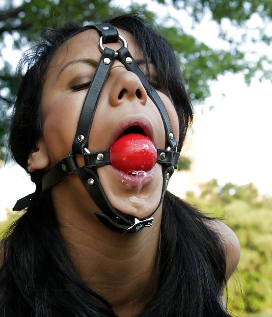 25P Gagged woman