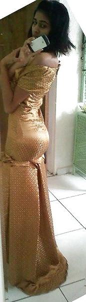 25P Arabic woman