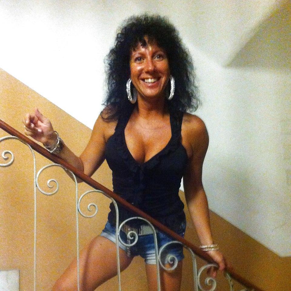21P Italian milf:angela