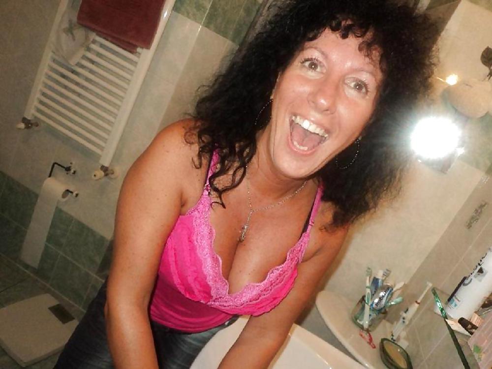 21P Italian milf:angela