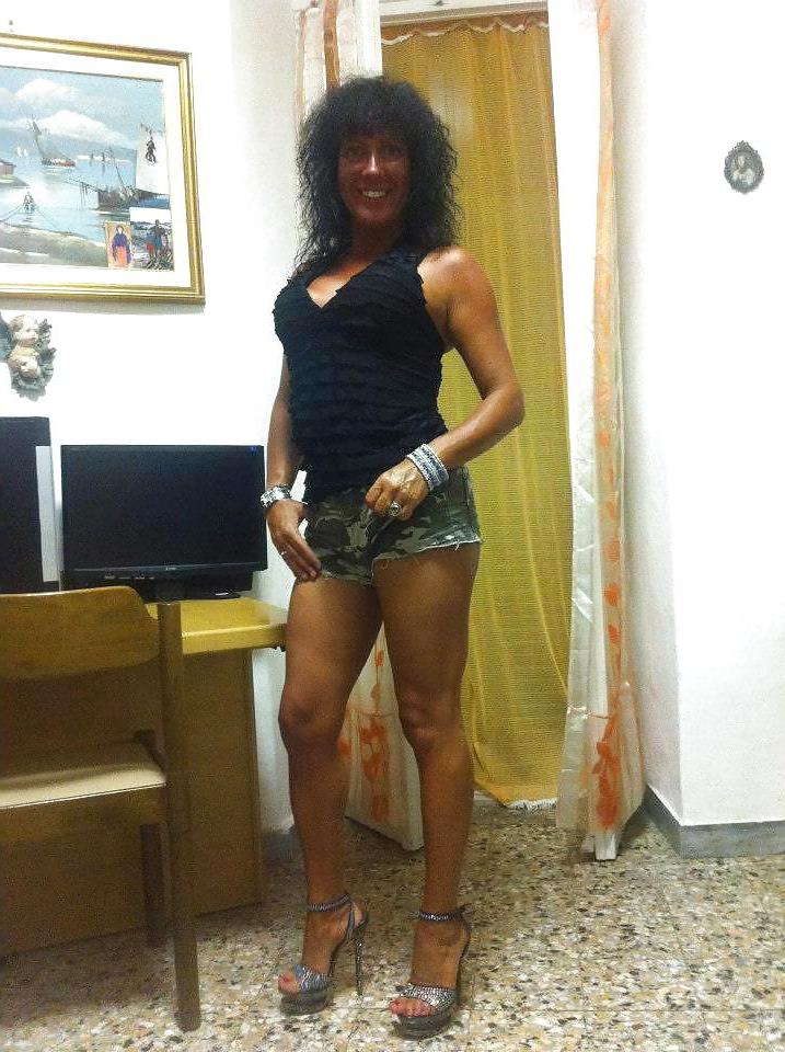 21P Italian milf:angela