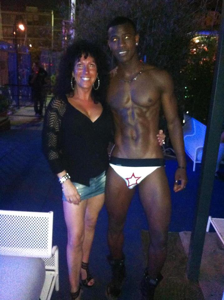 21P Italian milf:angela