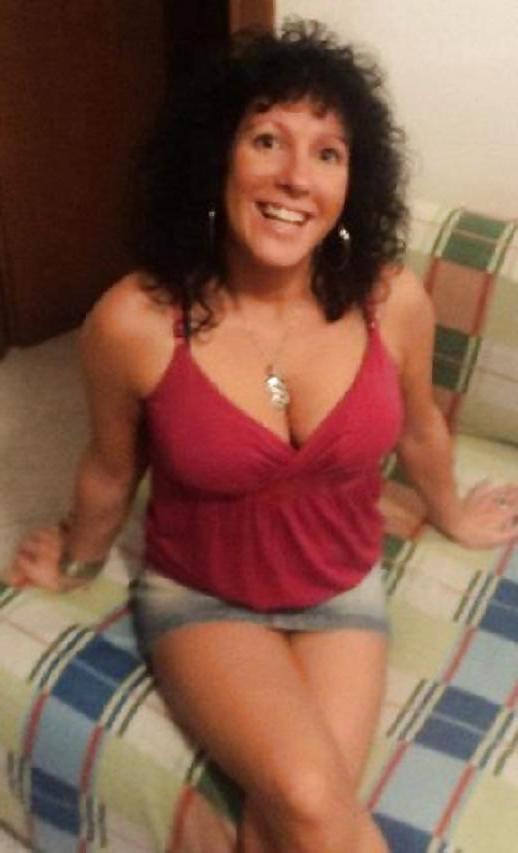 21P Italian milf:angela