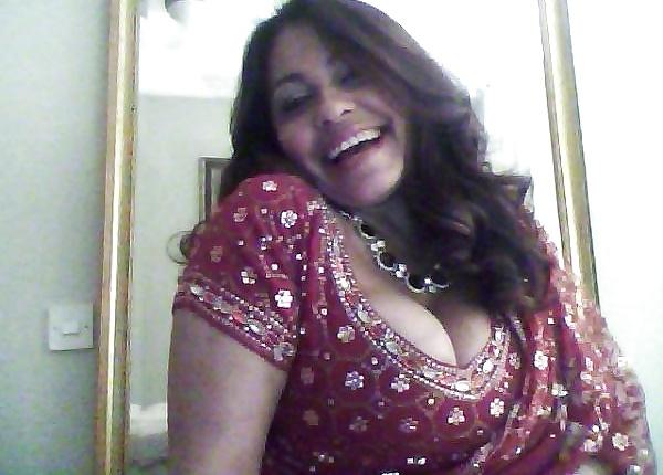 18P Sexy Indian Milf (part 2) 