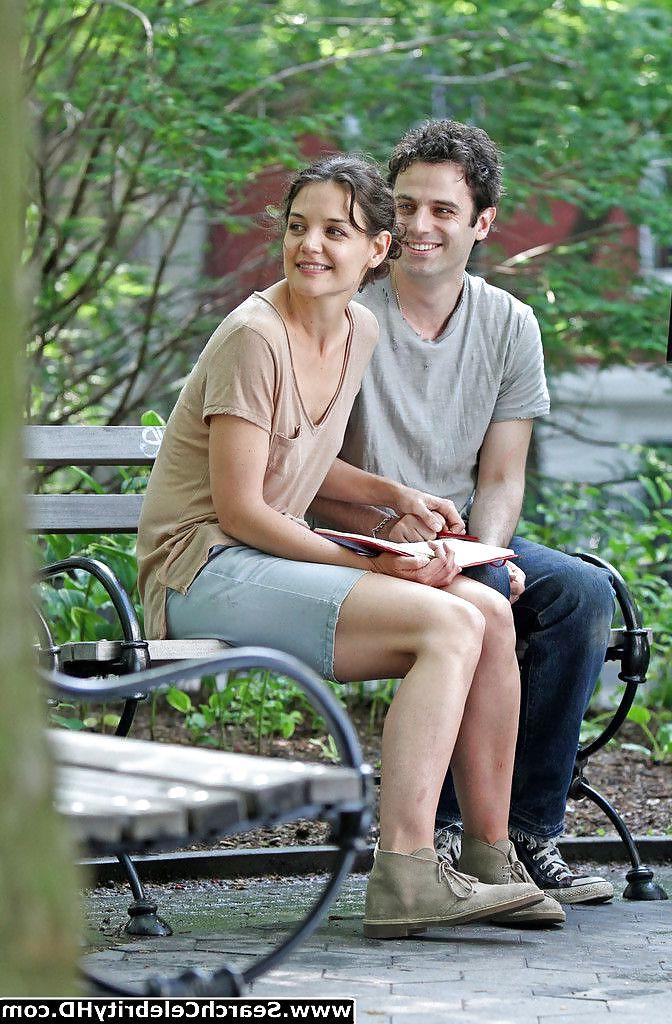 25P Katie Holmes Wet T-Shirt And See-Through Pokies