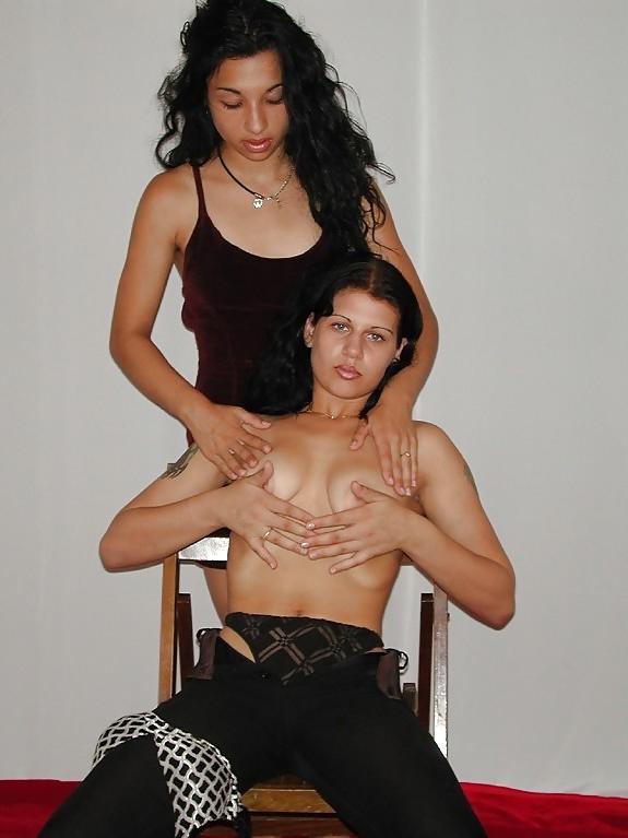 25P Latino Lesbian Set