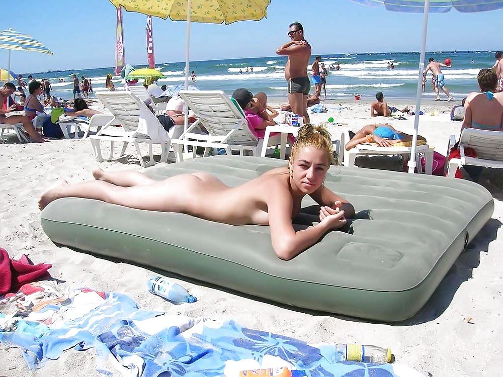 25P On the Beach - 53