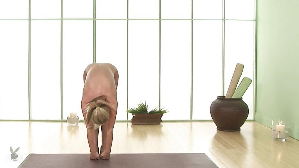 25P (BD) Yoga: Clears The Mind, Soul, & My Cock pt.4