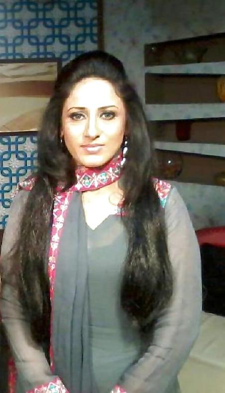 25P Delicious Muslim MILFs 2, Who Would You FUCK & How?