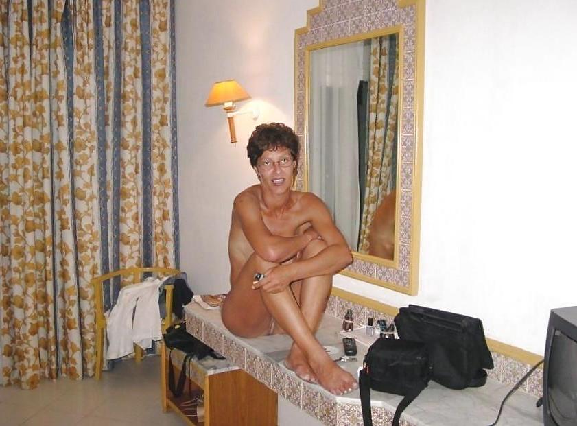 25P Biggi - Hot German Milf