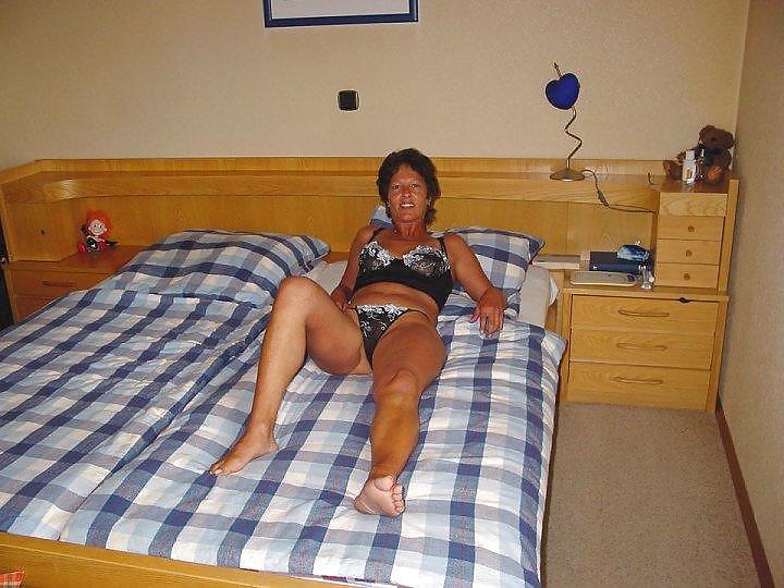 25P Biggi - Hot German Milf
