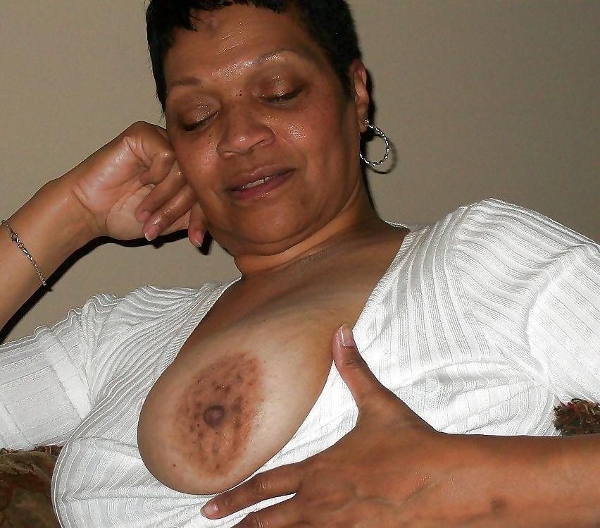 22P GROWN WOMAN EDITION VOL.102
