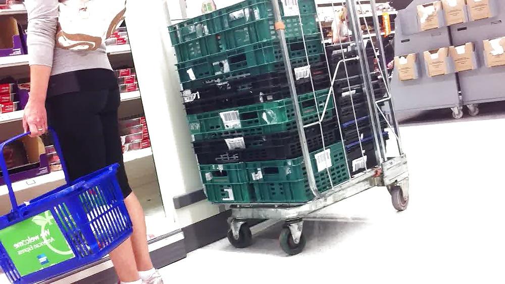 13P Milf straight from the gym