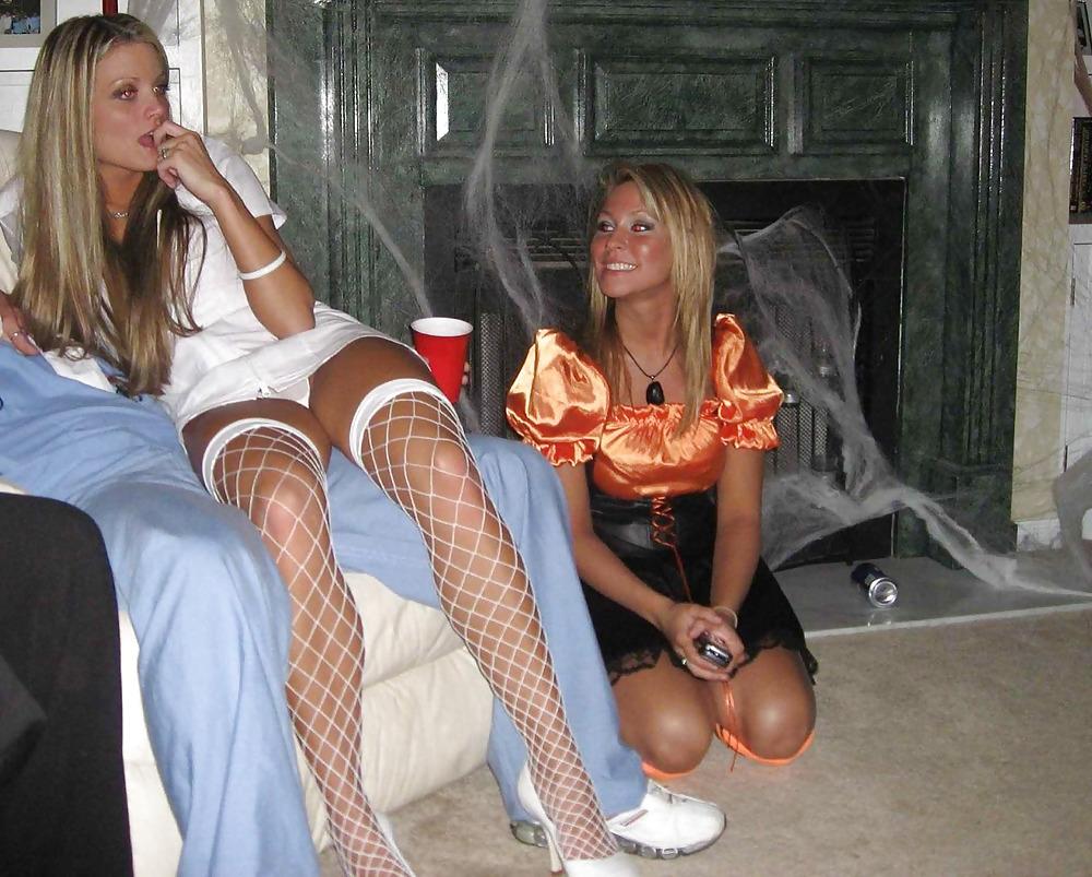 25P Party girls flashing boobs pt2