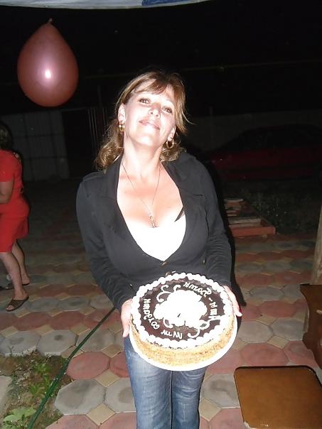 14P Busty Russian Woman 810