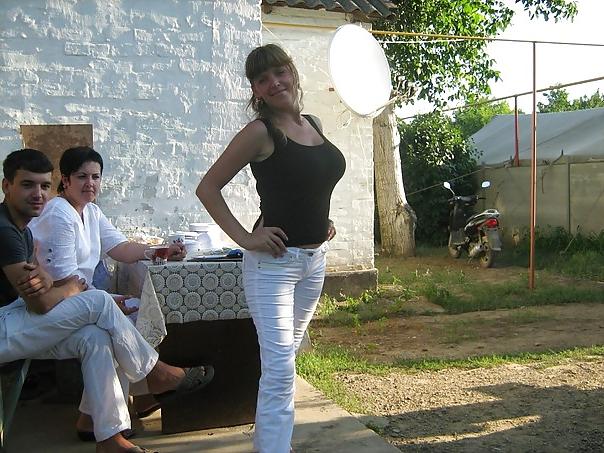 14P Busty Russian Woman 810