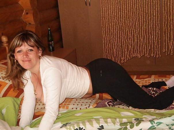 14P Busty Russian Woman 810