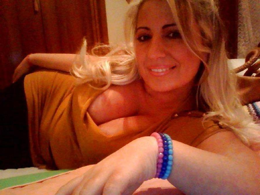 25P Italian milf: sandra