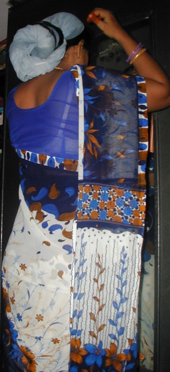 25P Indian women saree
