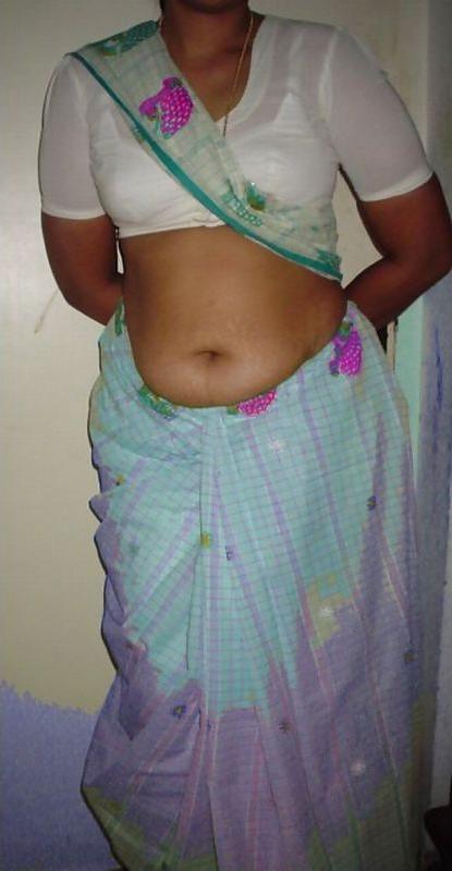 25P Indian women saree