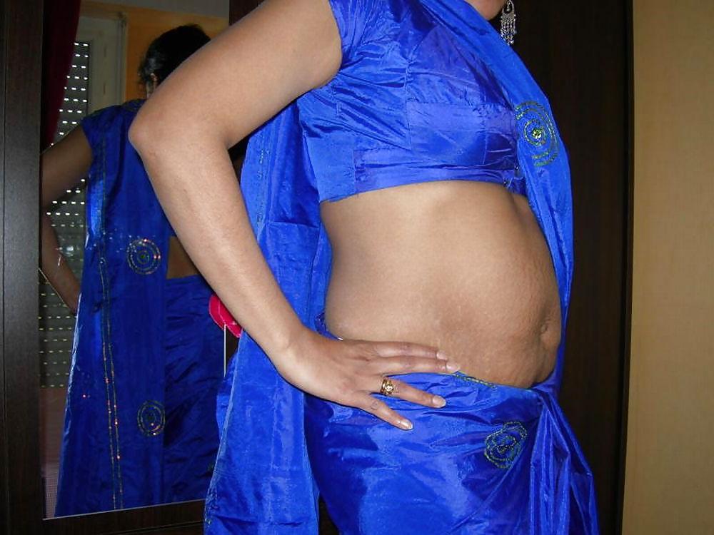 25P Indian women saree