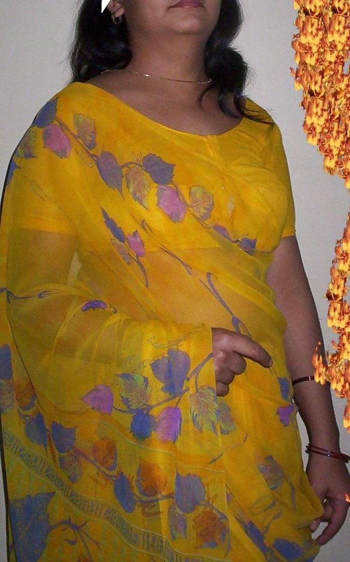 25P Indian women saree
